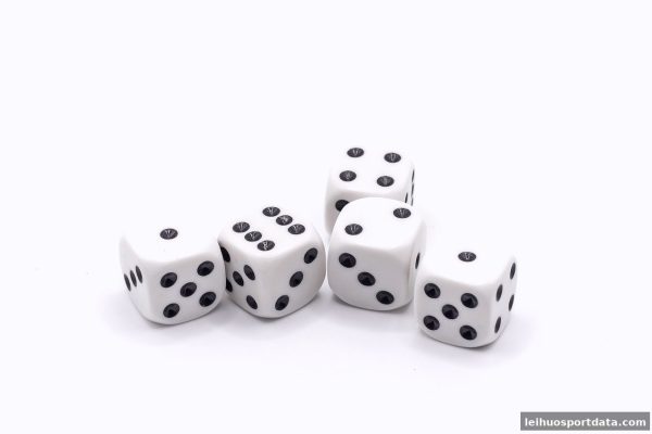雷火体育极速赛车与麻将：理性心态与最低充值策略深度解析